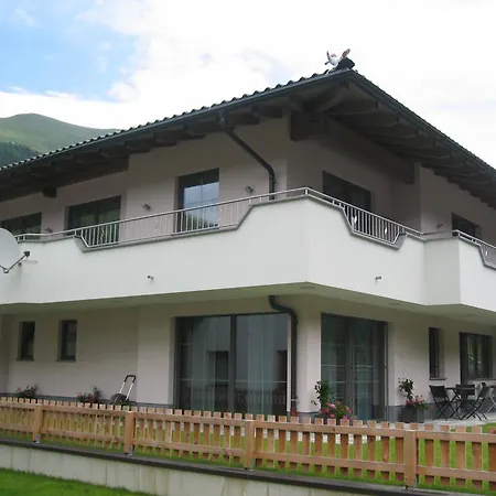 Gitti Apartment